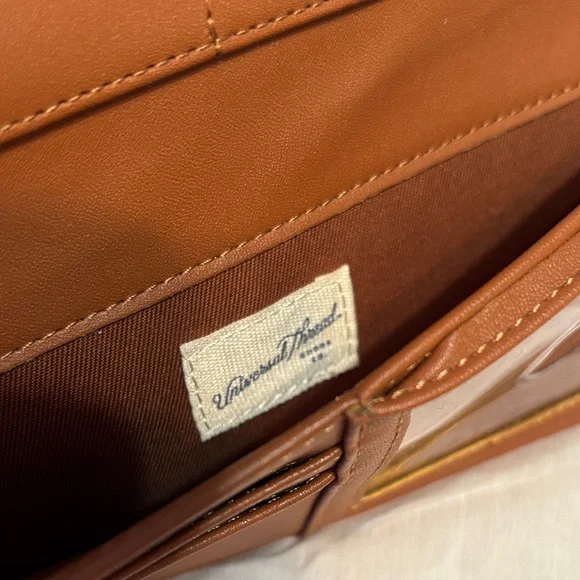 Universal Thread Brown Faux Leather Wallet - Picture 4 of 5